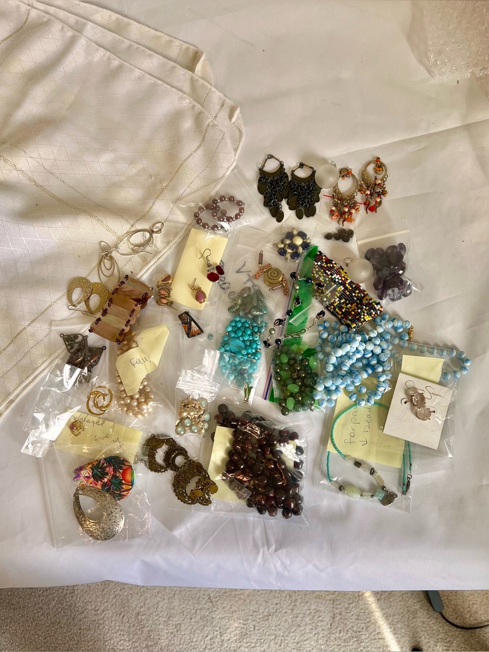 Crafting Parts and Supplies Jewelry Making  Beads Vintage & Newer